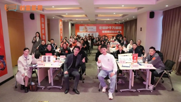 ����־��CS���۽z��(xi��n)�½����W(xu��)��(x��)��(hu��)�A�M(m��n)�Y(ji��)��